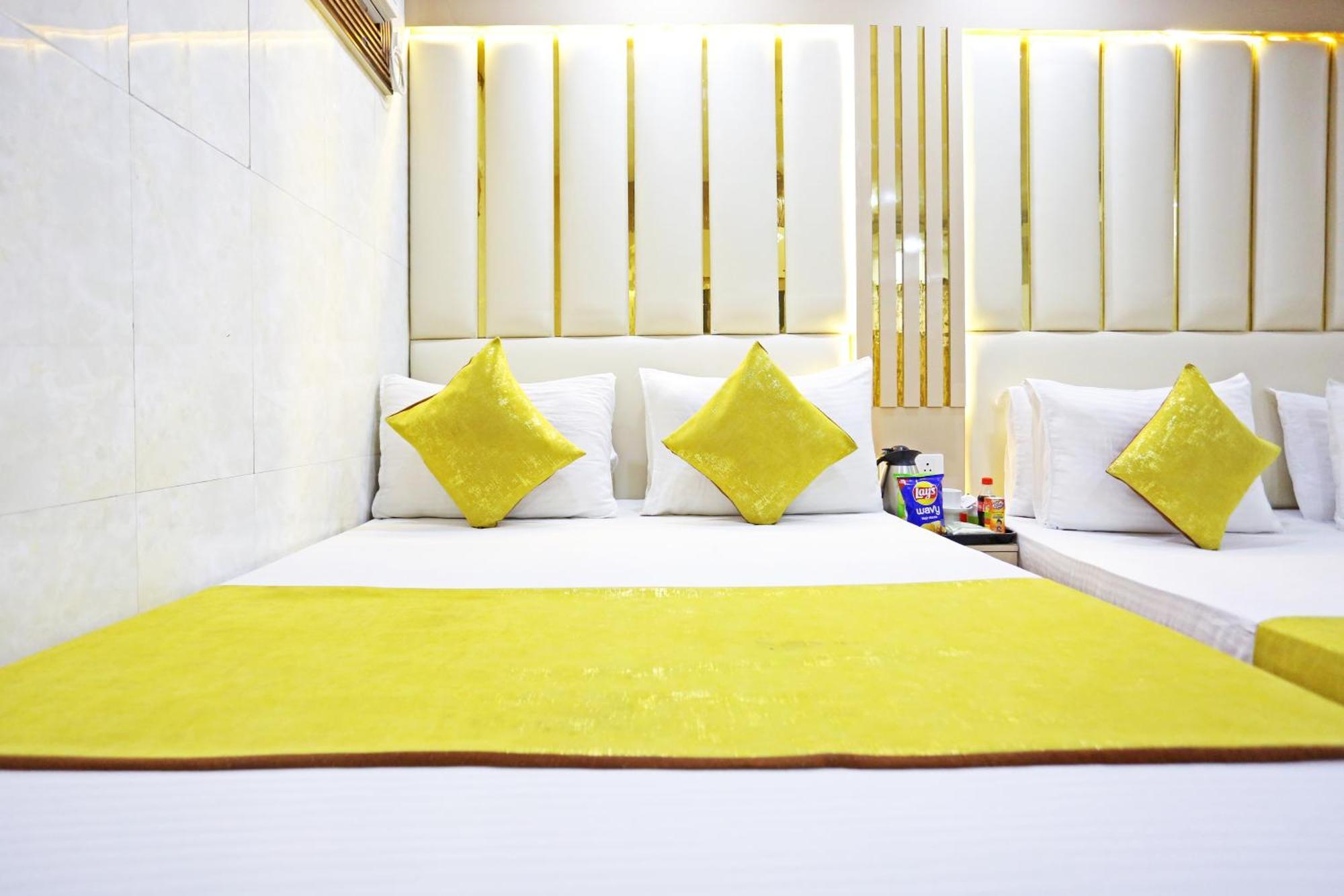 Hotel Preet Palace -5 Mints Walk From Nizamuddin Railway Station นิวเดลี ภายนอก รูปภาพ